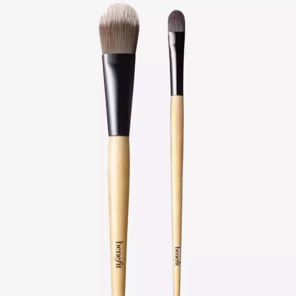 Benefit Black and Tan Makeup Brushes & Tools